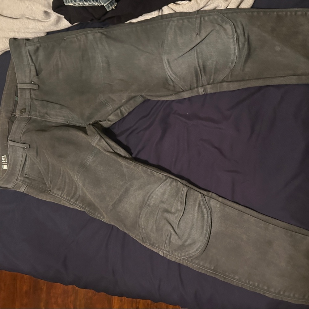 grey jeans